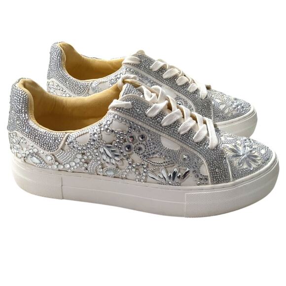 Betsey Johnson bedazzled Platform white shoe women's size 10 - Picture 2 of 9